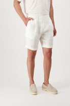 Bermuda Torres in Lino - autore - au Bermuda